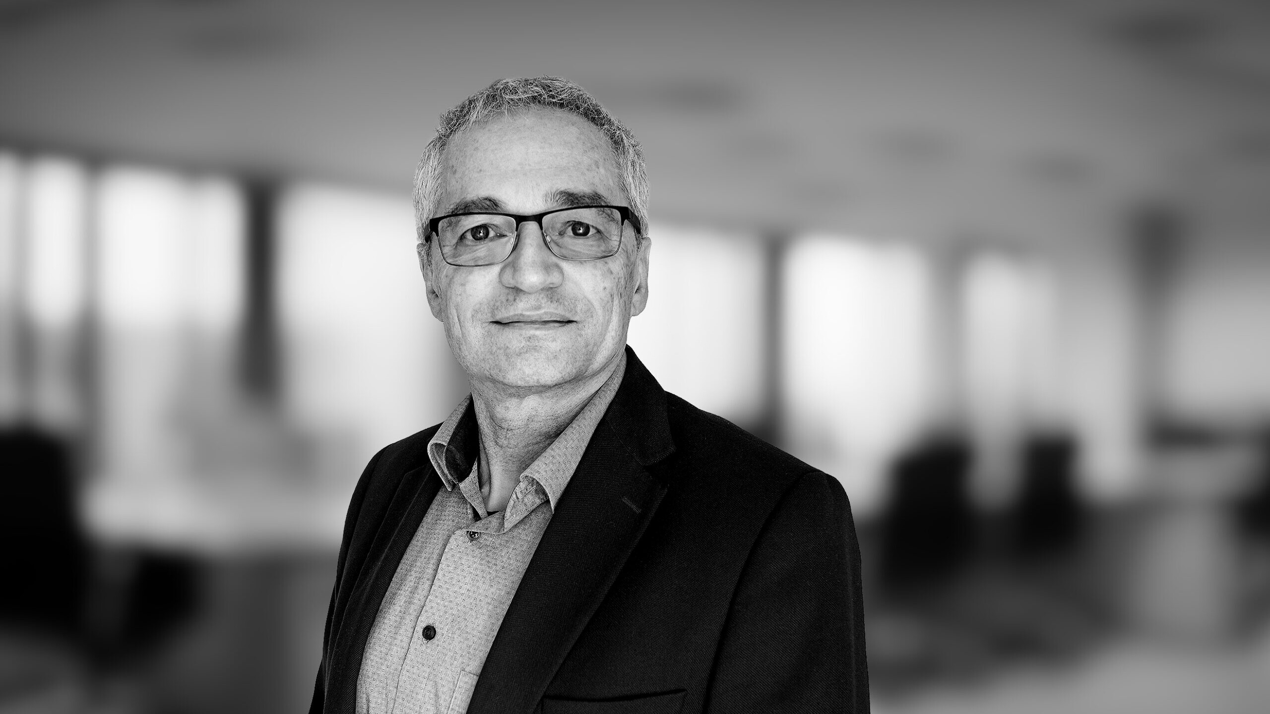 Dr. Alfred Stett – Geschäftsführer Okuvision